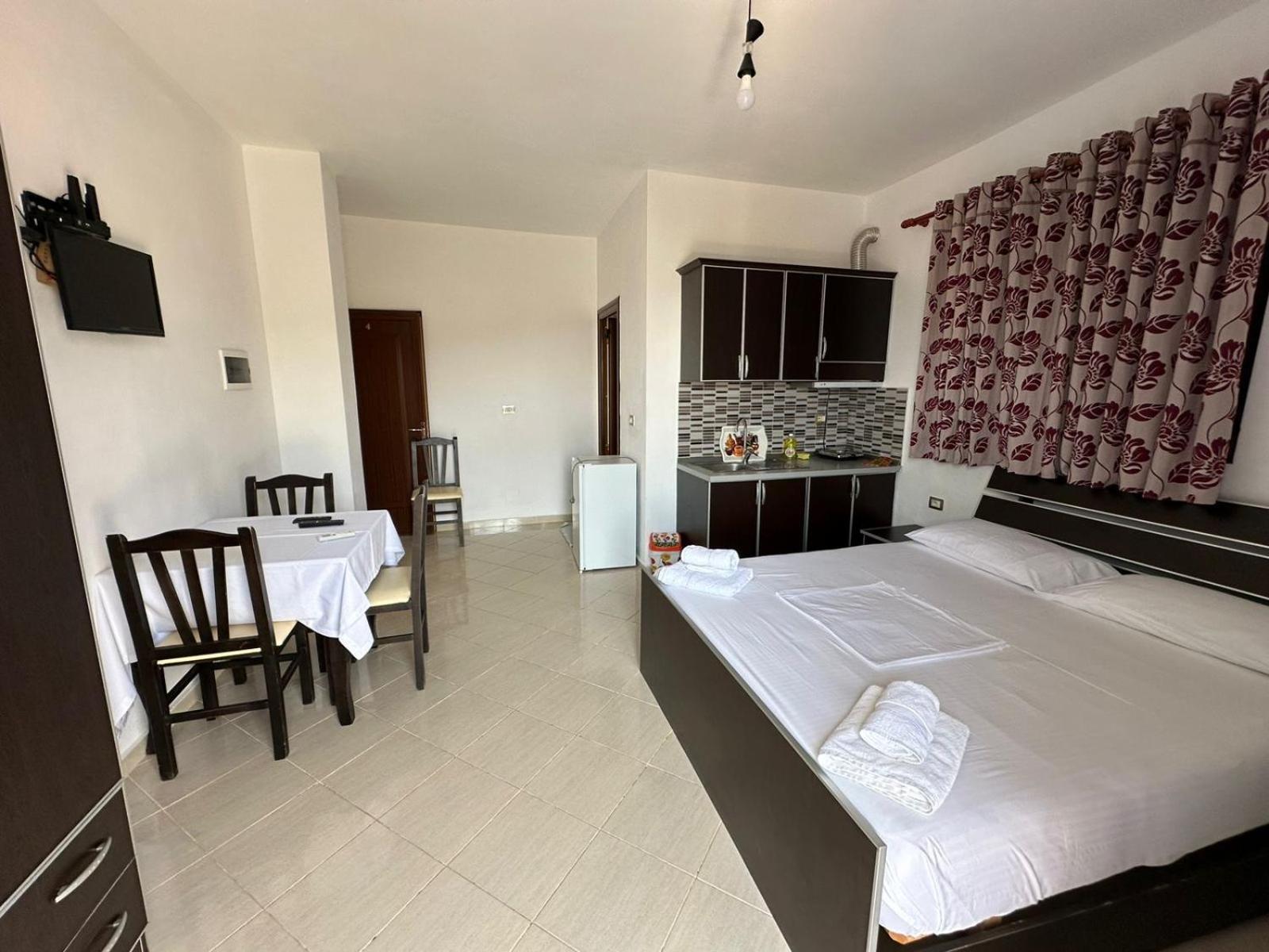 Esmeralda Hotel & Restaurant Ksamil Zewnętrze zdjęcie