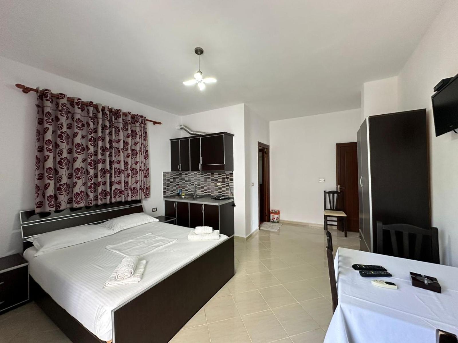 Esmeralda Hotel & Restaurant Ksamil Zewnętrze zdjęcie